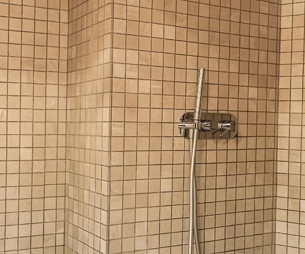 فندق مبيت وإفطار Residenza San Lorenzo نابولي